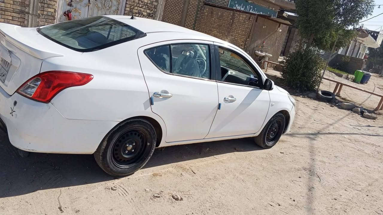 الــــــــسلام علــــيكم 
نيــسان سني مـديل 2022 هـندي بليته زركه  سياره بيه 
قطعه وحده  تبديـــل  ولباقي كــفاله عامه
رقم اربـيل تريد تحويل أو كاله موجود مـكان السياره البــــصره الـــهارثه   الســعر ب 114 ورقه وبيه مجـال الطيبين   رقم مبـايل /***********
