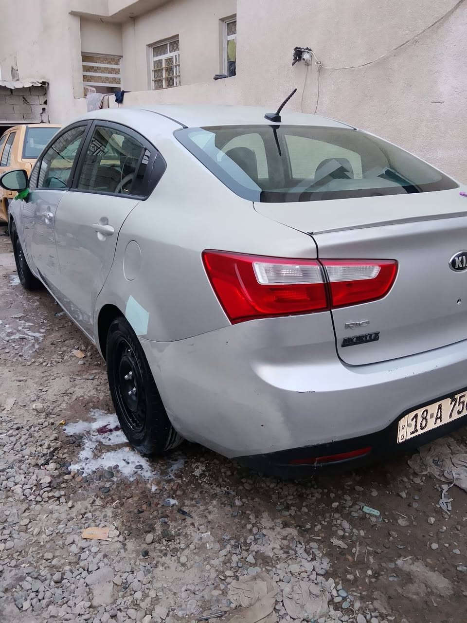 كيا ريو مديل 2015 كير محرك مكفول الحداديه مال السياره 100/70سياره مكفوله من حادث محرك 1600
سياره مكفوله من كل عيب شرعي سياره ليبل واحد بس الجاملغ الامامي مبدل السياره بيها جراد وبيها صبغ ولسونار داخل المنشور السياره رقمها بابل دولي العنوان قرب مجمع بسمايه السعر 75وبيها مجال ***********
/***********
السياره جديده خير من الله
