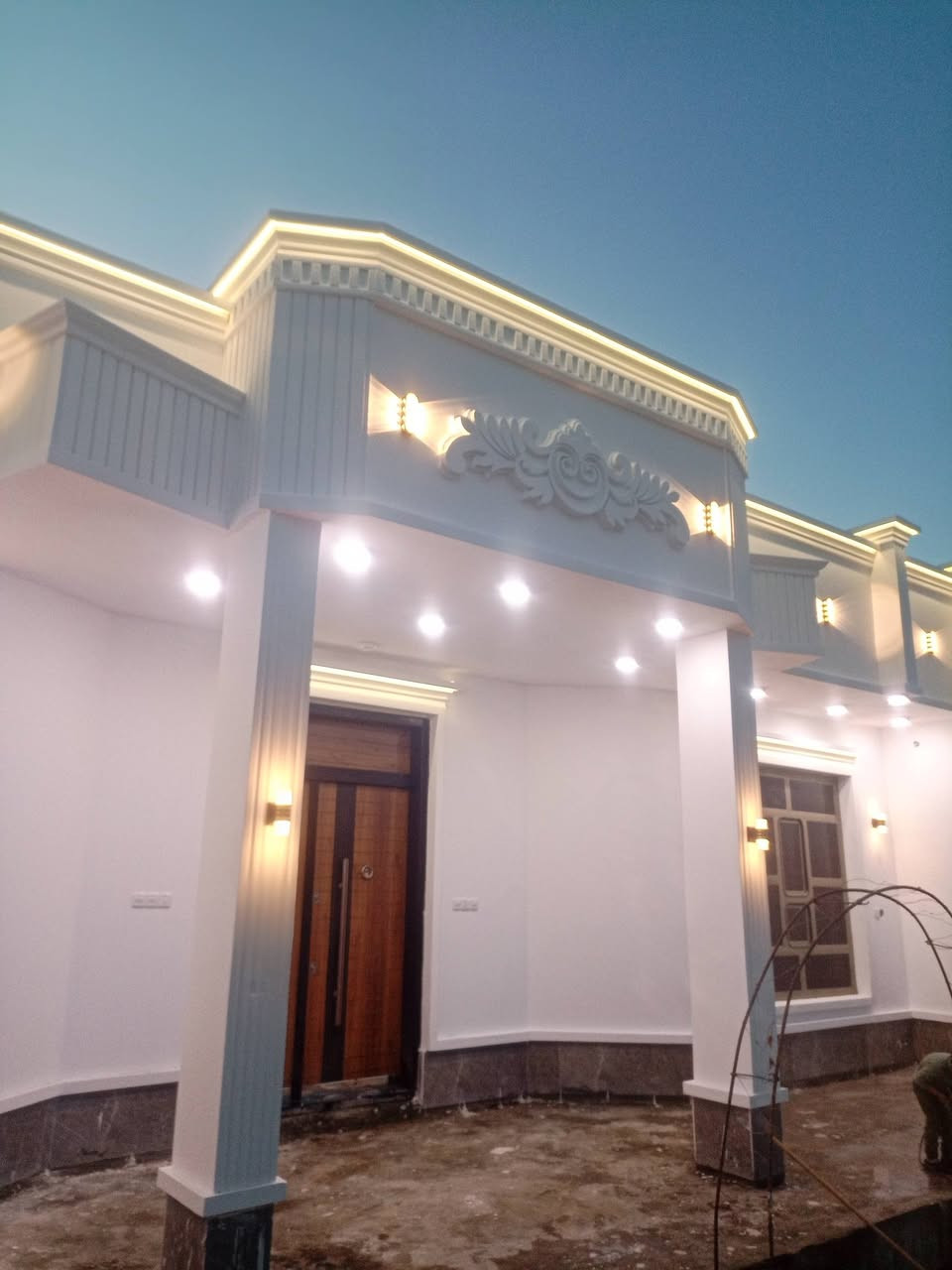 تم وعلى بركة الله إنجاز بيتي والحمد الله وتم عمل الكهرباء على يد ابو نشأت اكرم اسماعيل حسين العسافي ***********
