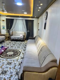 بيت في بغداد ابو غريب النصر والسلام ركن على شارعين مساحه ٢٢٠ متر طابقي...