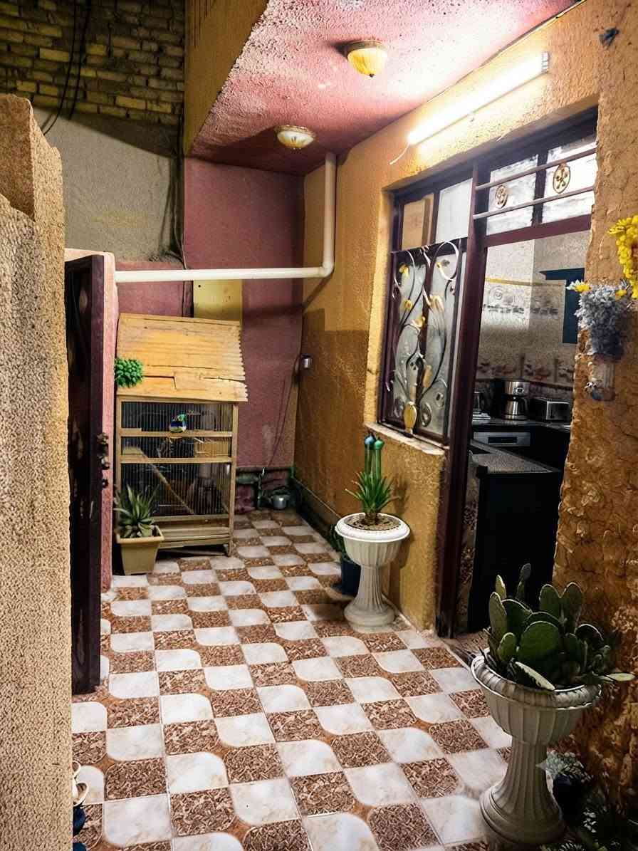 بيت للبيع المساحة 120 متر العنوان شرطه الرابعه سويب قرب معمل الثلج يحتوي ع حولي وصاله وغرفتين نوم ومطبخ وطرمه للإستفسار ع الرقم التالي:
***********

