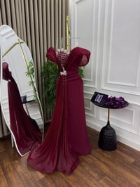 فستان • قياس ٤٠ • داخل العراق