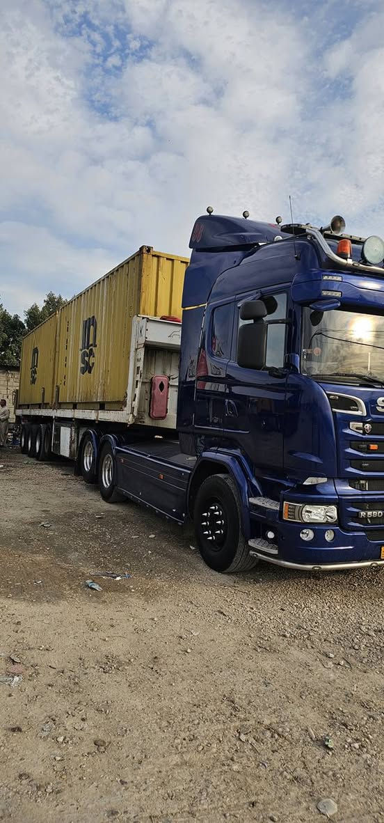 البيع سكانيه سحال بلادي فول موصفات 2016 تبريد رتايدر ثلاجه كامره حساس جوبلس امامي داخل بيجي عربانه حدادي خالد جنابي سياره جاهزه لعمل ***********
