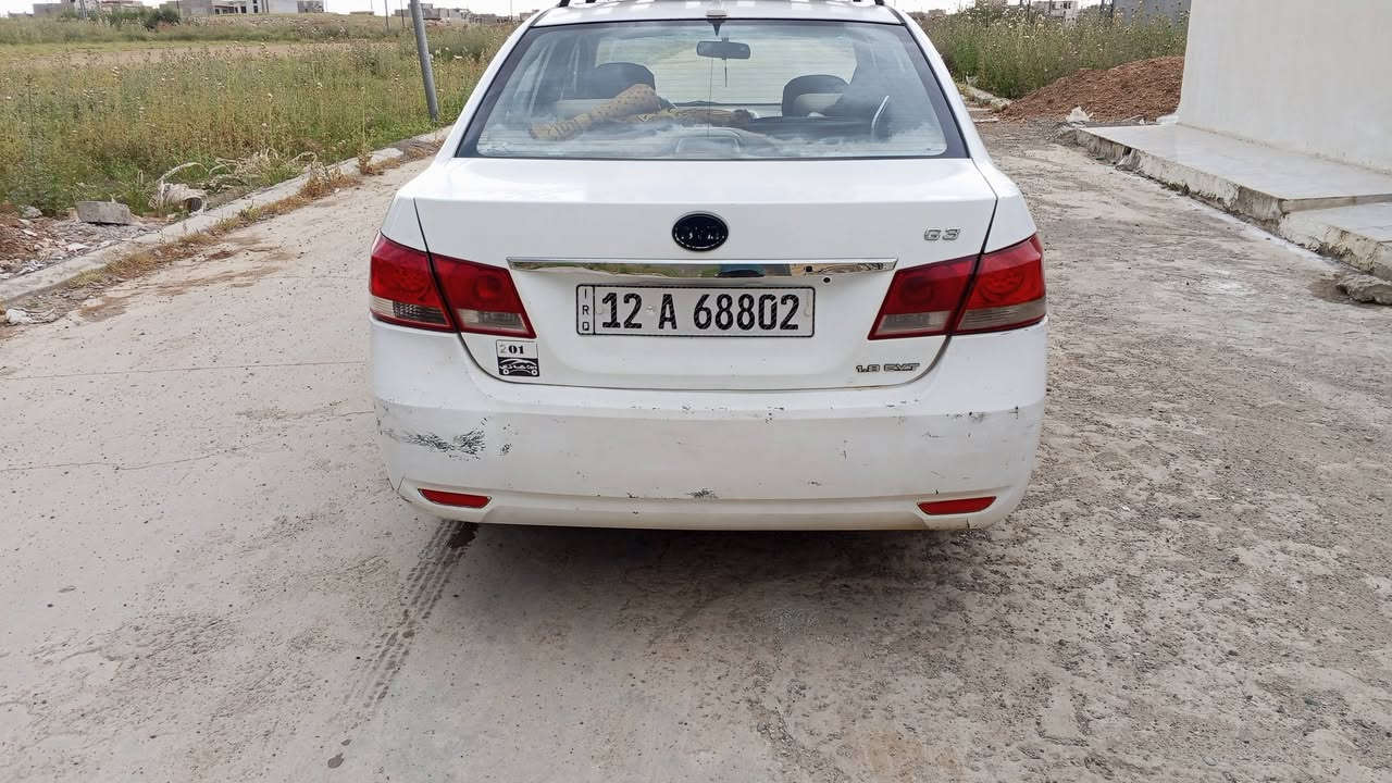 السلام عليكم
BYD G3  2013.
باسمي فول مواصفات گير اوتوماتيك محرك بلادي نظيف 
السعر 46 مجالها شي بسيط 
📞 ***********
