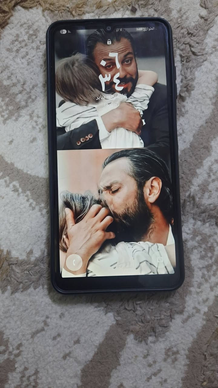 سامسونك
A06 
الذاكرة 128 
الرام 6 
الجهاز شغال شرط بدون خلل نضافة بل صور موضح السعر 70 شراي راسلني او اتصل ***********
