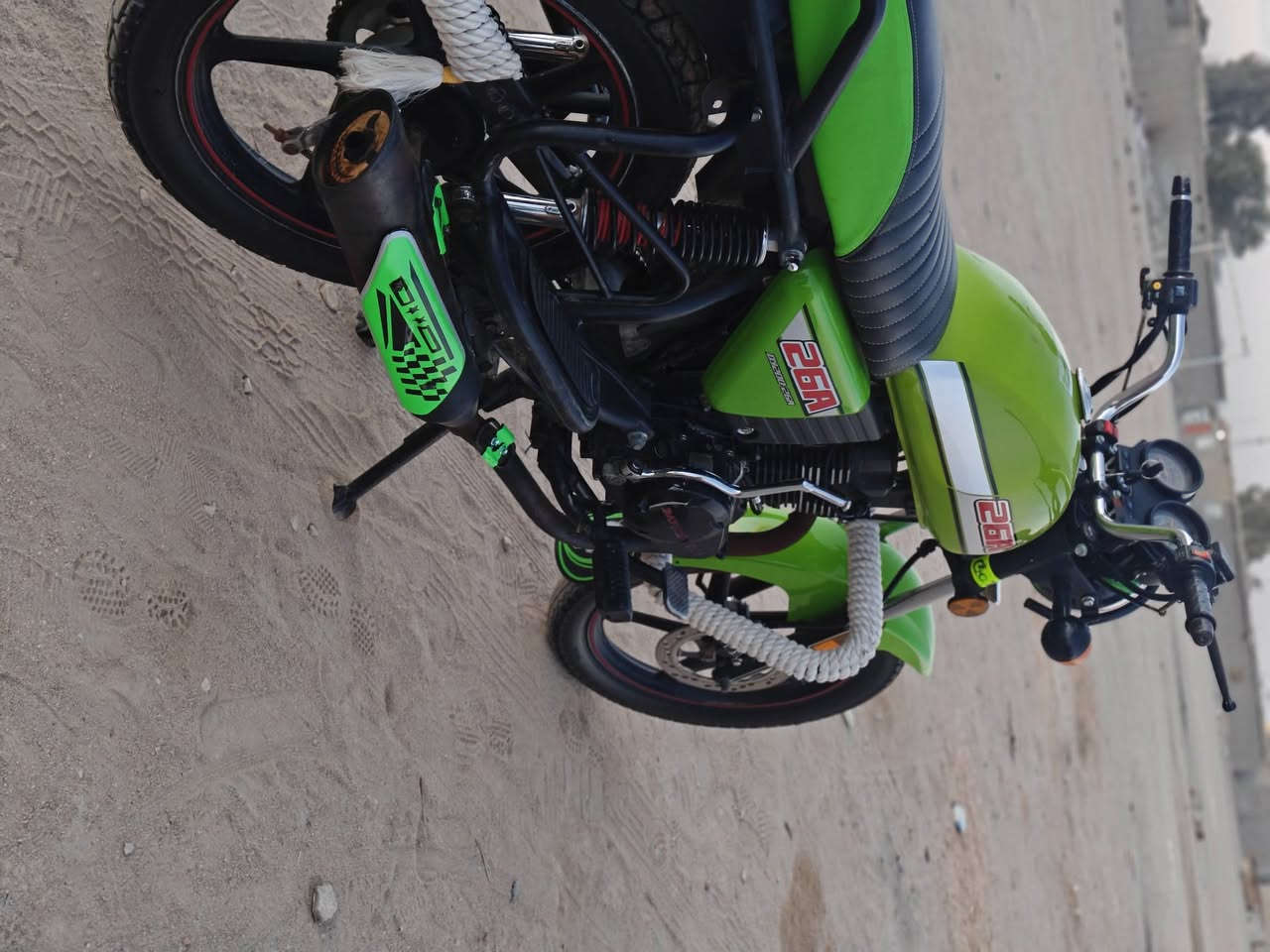 السلام عليكم دراجه كلك 23 كربلاء مكينه 200 ...950....***********
