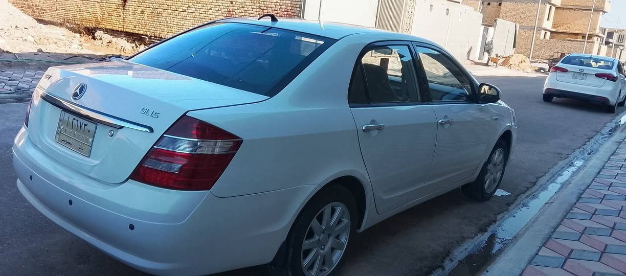 للبيع جيلي موبل 2013رقم بابل الماني سياره مكفول كفاله عامه من كلشي كير مكينه حداديه تخم تاير تبريد تتفئه علا وضع الشركة سياره جديده كلش حلوه وجاهزه مكاني ديوانيه مكلف بنشر الشراي يتصل ***********
