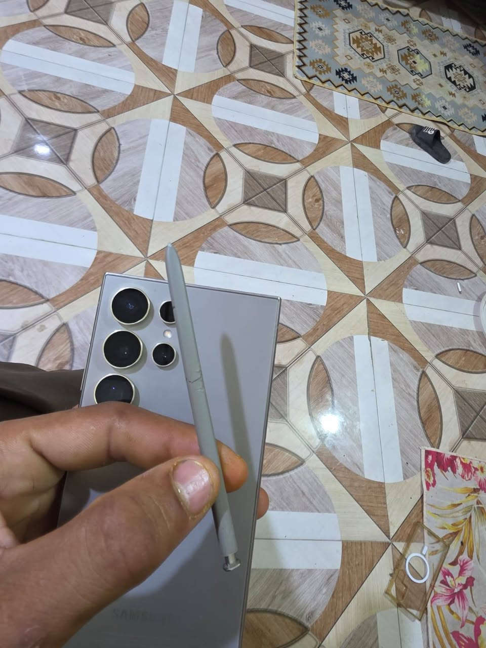 الترا24 مكفول فقط قلم مكسور مراوس ب16برو ماكس شعندك نزل حسب القناعه راس براس او فرق


**إذا كنت صاحب هذا الإعلان وتريد حذفه لأي سبب، رجاءا أرسل رسالة إلى الدعم الفني**