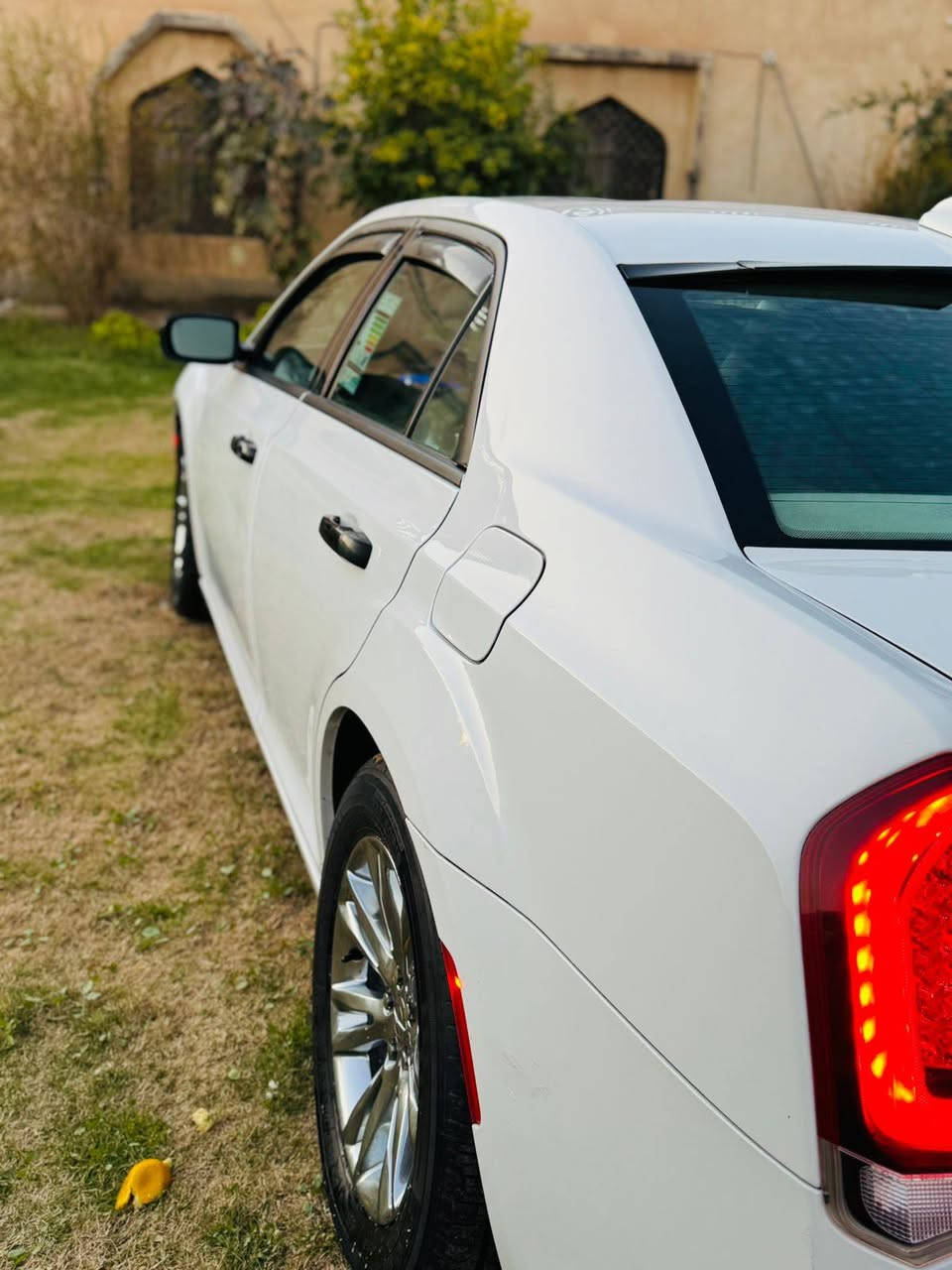 سلام عليكم اوبامه موديل 2019 وارد كندي فول مواصفات حساس اوبرده خلفيه اودمام اوفتحه الداخل بيجي  سياره كلش ماشيه 102 جديده ماتصرف عليهه الف سياره بيهه جاملغ فقط *********** الستفسار ع رقمي
