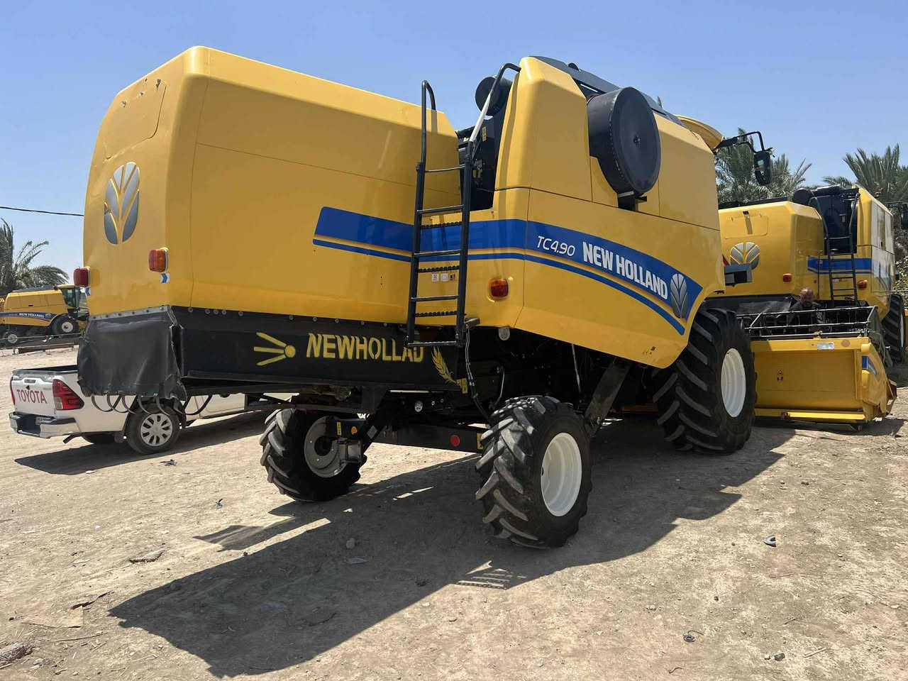 للبيع حاصده موديل 21 مشتغله 2500ساعه رقم اربيل بسمي تحويل مباشر 
***********
