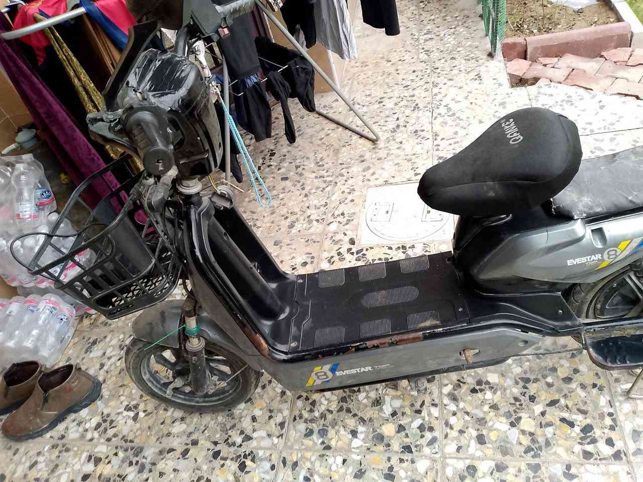 دراجه للبيع مكاني بغداد شعب فورتات الاستفسار ***********
دراجه شغاله بس ابيعه بدون ضمان عله حطته شوف شبيه نواقص ورتبه
