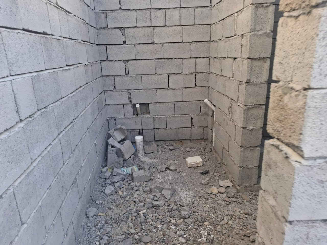 بيت طابو للبيع المساحه 250 الموقع حي الفارس قرب محمد كريم لاستفسار على الرقم***********
