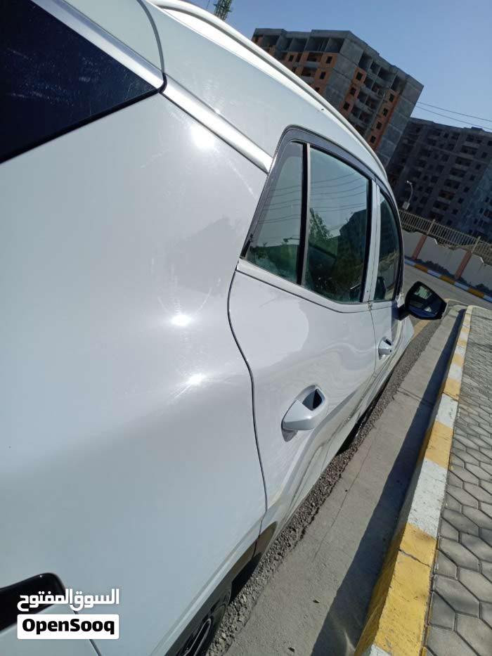 🚗 كيا سبورتاج LX – موديل 2025
رقم ***********
• السعر: 243 
• الوقود: بنزين
• المسافة: 22 ألف كم
• المواصفات: خليجية

✅ المواصفات والتفاصيل:

• مكفولة من الشخط والرصعات
• دهين أصلي شرط الفحص
• فول مواصفات عدا بانوراما
• بصمة تشغيل الأبواب (عدد 2)
• تشغيل عن بعد
• كشنات تدفئة
• كراسي كهربائية
• تحكمات كهربائية
• سترين هيتر مع شفطات
• حساسات أمامية وخلفية
• نظام النقطة العمياء
• قطعتين تبريد
• صندوق خلفي كهربائي
• سايد بريك بصمة
• وضعيّات قيادة مع أوتو
• ويل 19 إنش
• رقم أربيل الجديد
