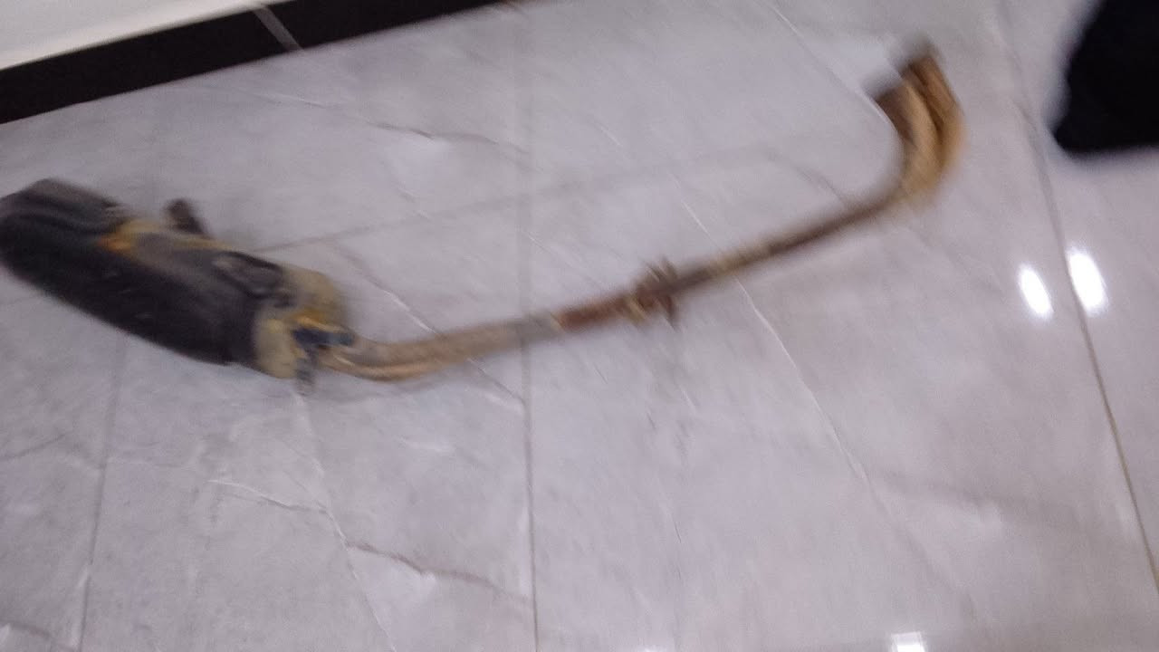 سلام عليكم 
غراض تي ماكس للبيع 
كلج خلفي مالوسي اصلي ياباني سبرنك اصفر 
كلج بليني ١٢ خرزه أمامي اصلي هوه ولبوشه مالته 
ستان ٢٠٠٧/٢٠١١/٢٠٠٨
كزوز رياضي اكروبفج 
كزوز بلادي ١١ 
فرشه صندوك 
كلشي وسعره وذا شلع انسب 
مكان ديالى توصيل موجود 
***********
غير متواجد عل نت
