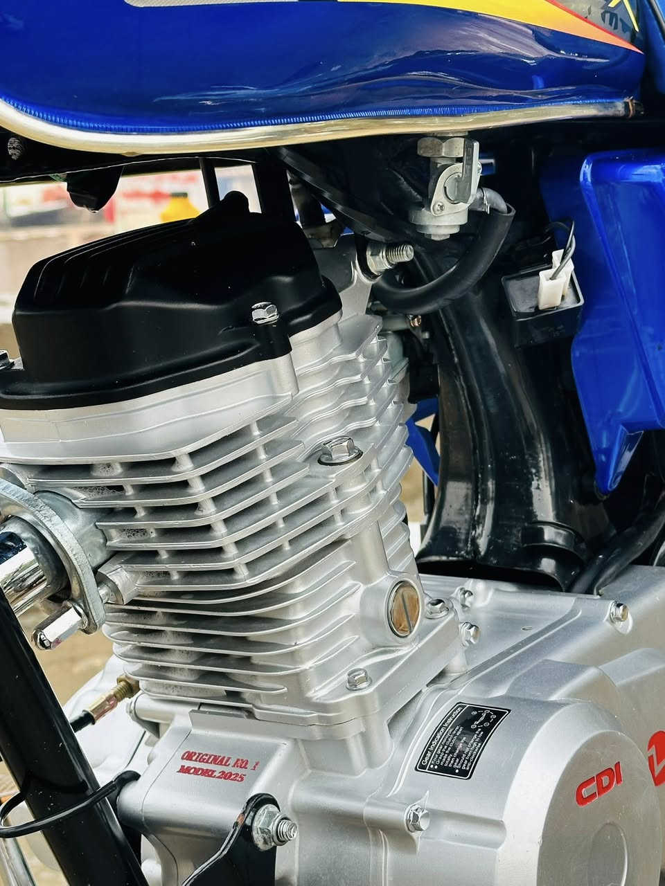 دراجه تايكر سونك  25دراجه تفيلس ما مفيلسه أوراق اصولي مكان حله عنانه لسعر 700 وبيهه مجال للشراي ***********
