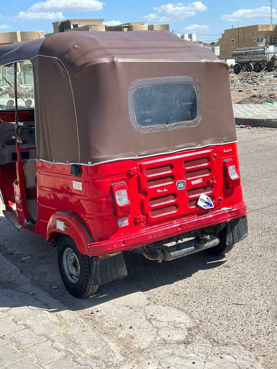 السلام عليكم تكتك للبيع موديل 2018 رقم نجف انكليزي السعر 4150 المكان بغداد المحموديه  رقم ‏‪***********‬‏
