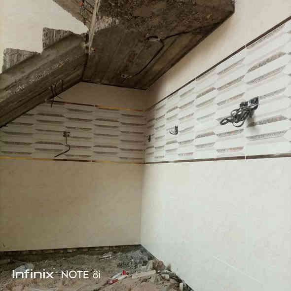 كادر مصري شغل درجه اولى سراميك ومرمر وكاشي وبايات متفرغ حاليا ***********
