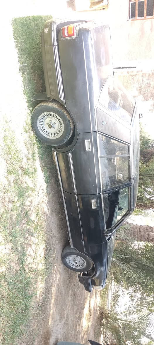 سوبر موديل 85 رقم صلاح الدين 
سنويه اليوم  تسقط 

حدايده نص عمر 

مكينه وكير بطه 2500  

سعرها 29 وبيها مجال 

مكانها بابل الحمزه الغربي  قرب شركة الإتحاد  ***********
