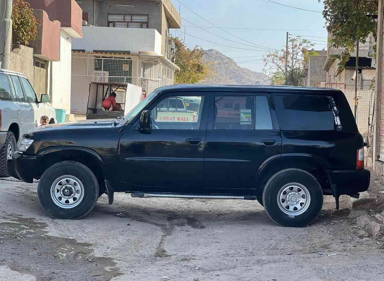 سەرەتا سلاو بابەت فرۆشتن ٢٠٠١رەش مار موزایدەی کەرکوک هەموو عئراقی پئ بگەرئ بەشەرتی وەکالە سپی بوە کراوە بەرەش  گئروو مەکینەو ئەکسلی بەشەرتی هەزار فیتەر شانسی بەشەرت قایدەی لەوی نەتەقیوە بەتانەی نەتەقیوە قاپی نەتەقیوە سالەنسای بیلادە عەینەو کلاجی لۆکە سەیارەکە سەقفی تۆزئ چالی تیایە نە شان دایاوە نە وەرگەراوە پئشوو دواشی شوشەیە بۆ زانیاری زیاترر   *********** گۆڕینەوەش ئەکەم لەسەر دڵ گرتن🖤 Singapore
