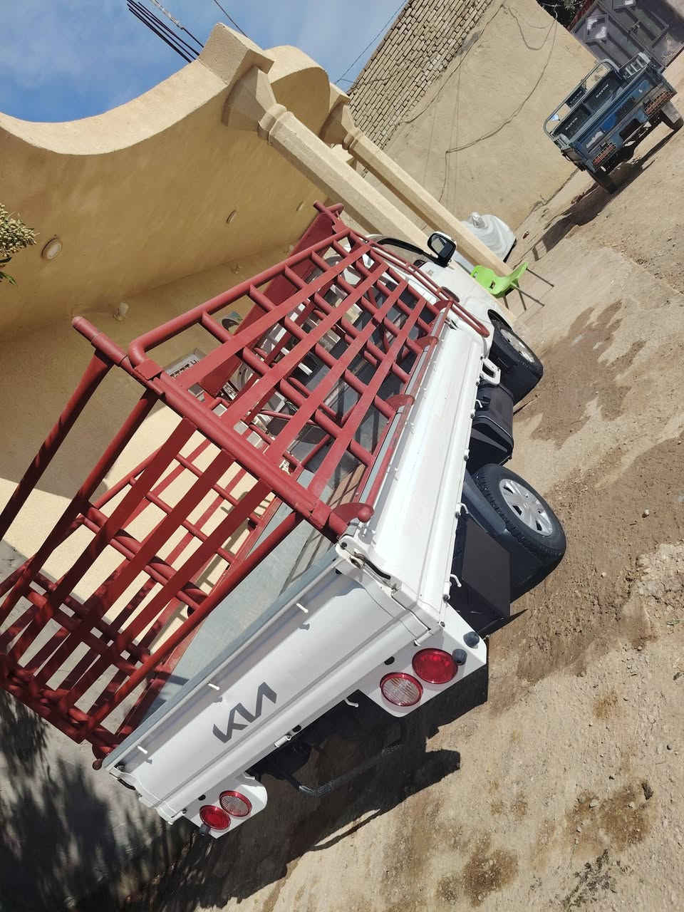 سلام عليكم كياحمل 2023 رقم واسط تحوين  تخم تاير مكينه لاتنقيص ولا تبخير جاهزه من كلشي سنويه نهايت 28 بيه ملاحضات بصيطه علمن المحجر مو وياه العنوان واسط النعمانيه ***********///***********
