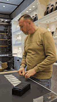 هديتي يمكم وسلامي الكم
اطلب واتمنى ومن توصلكم القطعه
يارب تتهنى مستعدون لصياغة وتنفيذ اغلب الاوردرات حسب طلب الزبون عنوانا المنصور تقاطع الرواد داخل قيصرية الكوخ القديم للتواصل على الاونلاين او مراسلة الرقم *********** #اكسبلور #ذهب #هدايا #اكسبلور #ذهب #مشاهير_الانستقرام #مشاهير #ذهب
