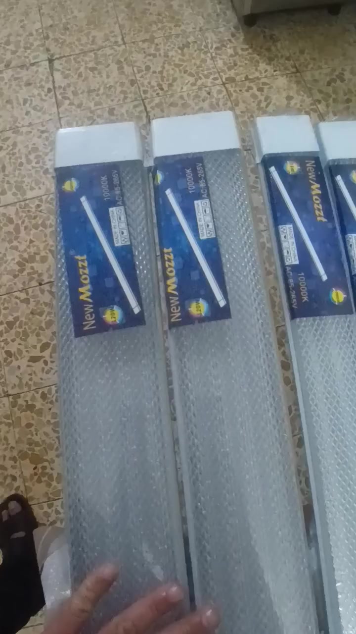 يا الله السلام عليكم توفرت*( الشمعة العريضة ٤ قدم  ٤ خط انارة 120w )* السعر ٥٠٠٠ الاف دينار والشمعة  الخطين ٤ قدم  75 w السعر ٣٠٠٠ دينار العنون محل كهربائيات الحاج مسرهد شارع الاطباء مقابل البيت الاصفر مجاور مجمع اسد للاسنان


**إذا كنت صاحب هذا الإعلان وتريد حذفه لأي سبب، رجاءا أرسل رسالة إلى الدعم الفني**