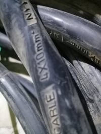 كيبل للبيع كيبل للبيع  حجم 4*10 صناعة اردنية   41 متر سعر المتر ب7 مكا...