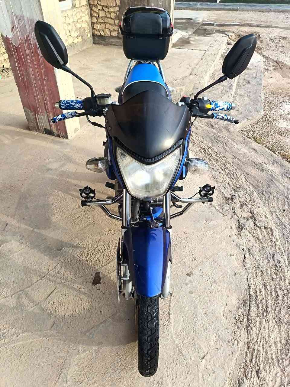 سلام عليكم من رخصت الامن دراجه هاوجي عدل موديل 2015 نضافه 90/100 اي نقص مابي كامل مكمل مسجل بسمي لوحات انكليزي ولله العظيم دراجه ناعمه ونشطه ونضيفه فول سعرها (مليون او 650) من الاخير مكاني الرمادي زنكوره وهذا رقمي *********** ولي مايشتري لايكسر حلال الناس
