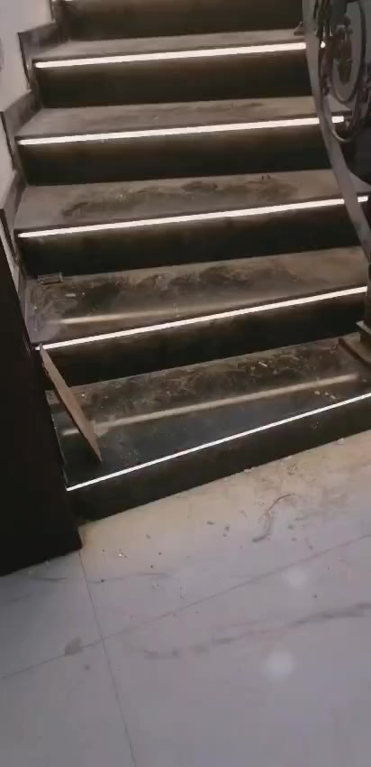 كادر كهربائي محترف  لتأسيسات المنازل الجديدة. والقيام بكافة اعمل الصيانه 
​نقدم خدمات تأسيس الكهرباء الشاملة (بوري دفن، سحب أسلاك، تركيب صناديق التوزيع ،نصب كاميرات، تاسيسات انترنيت ) بأسلوب هندسي متقن وأسعار مناسبة ​جدا .
الاتصال على الرقم او الصفحة 
***********
