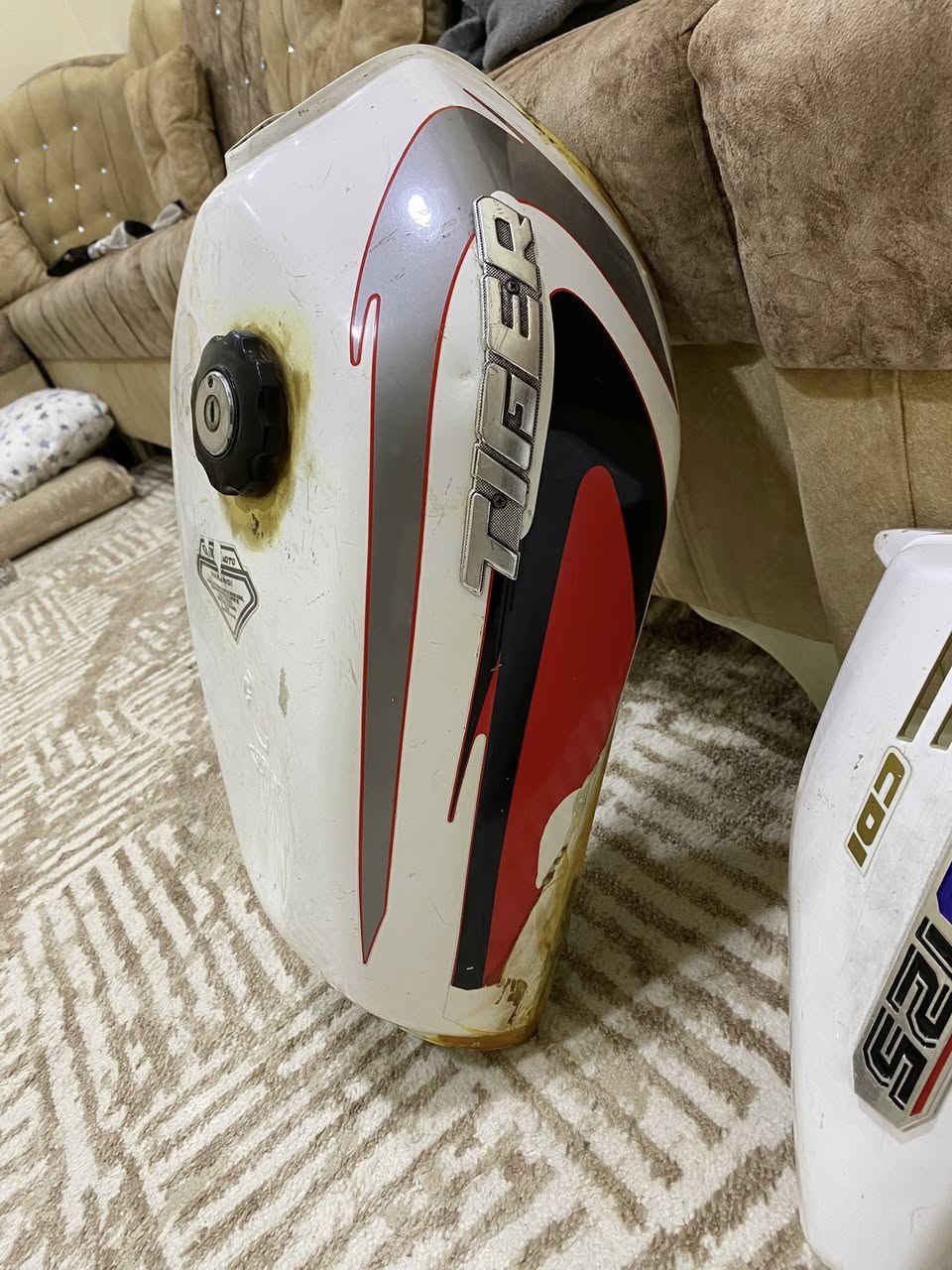 وياله وتانكي وكشن
البيع الشراي يجي خاص


**إذا كنت صاحب هذا الإعلان وتريد حذفه لأي سبب، رجاءا أرسل رسالة إلى الدعم الفني**