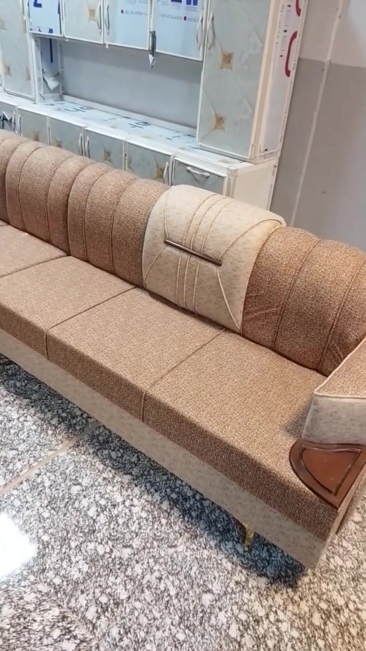 ديوان جديد شغل تزكام عشر مقاعد بلايود اسود 16مليم اسفنج مميز أول وقماش تركي ثقيل 375مجمع الضحى للتسوق المسيب مقابل دائرة كهرباء المسيب عمارة الرحيم ***********
