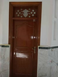هذا شغلي اني صباغ اخشاب وتصليح وسعار مناسبه كودن اكو ناس ماعدها  ودامن...