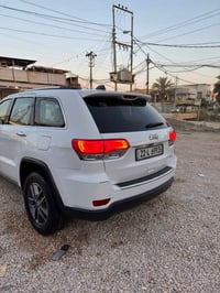 جراند شيروكي لمتد • ٢٠١٧ • رقم أربيل