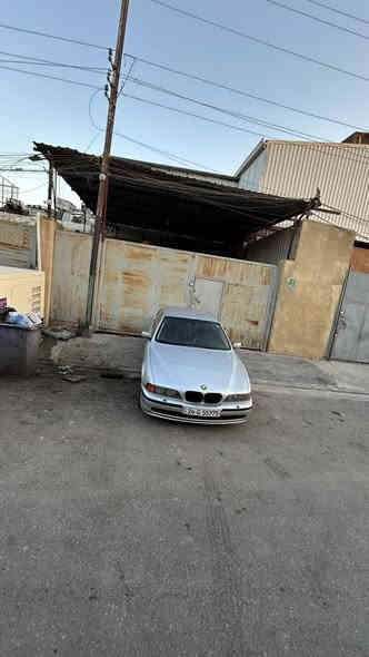 528
السيارة جاهزه من كلشي ماكو نقص ابد مكينه جديدة بعده تحت الضمان صدر جديد تايرات جديدة السيارة بلادية على وضع الشركة بيه مكانات صغار صبغ بسمي مكاني بغداد السعر 100
وبيه شويه مجال ***********
