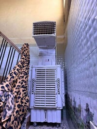 عندي غرفه تركيه تسع قطع البيع السعر 500وبيها مجال وعندي هاي الموبرده 3...