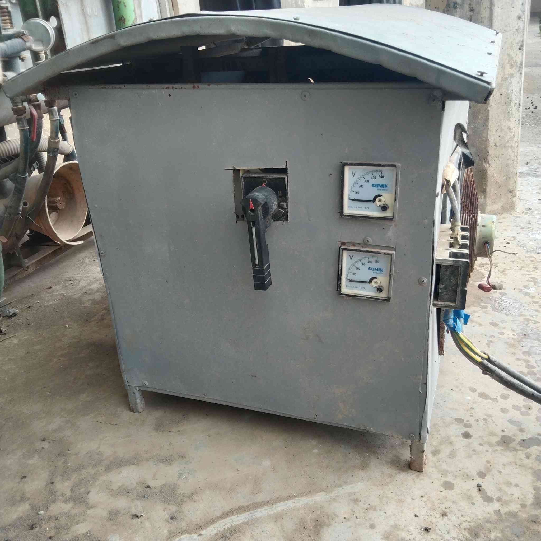 رافع قدرة٤٠ حصان للبيع مستعمل موسم مع جهاز الحمايه
هاتف ***********
