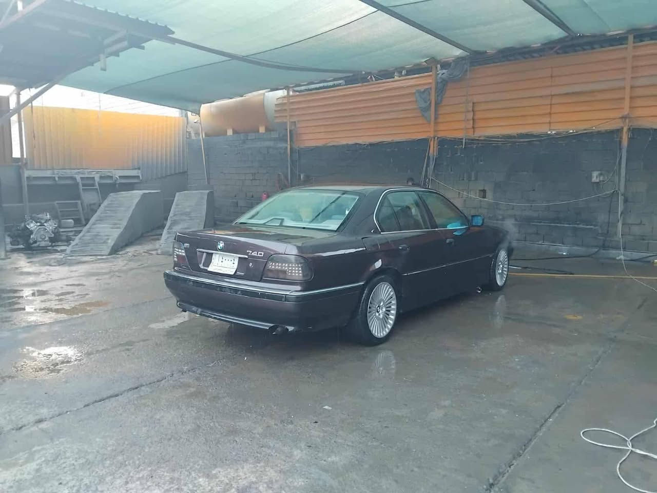 للبيع مراوس BMW V8 1996
*********** رقم صلاح الدين مميز سياره جاهزه
