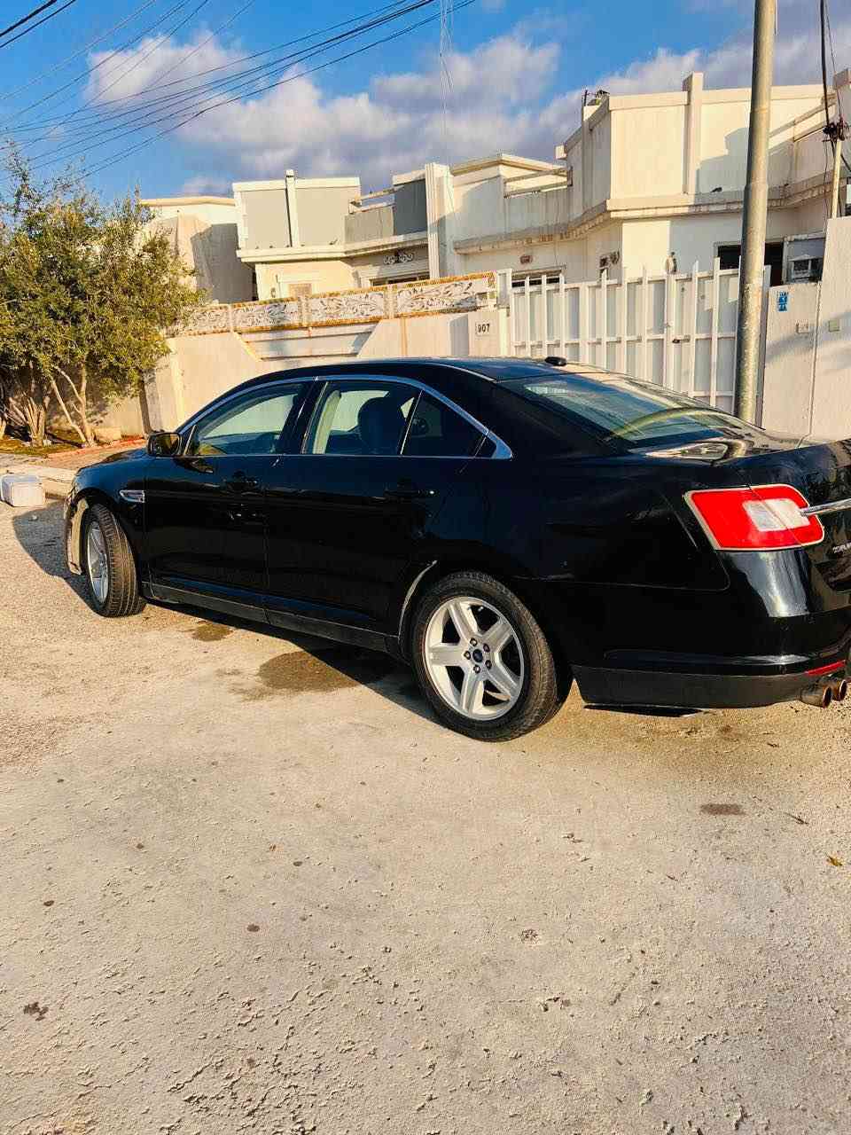 فرۆت تۆرێست 
مۆدێل:2011
مواسەفات: خەلیجی LlMlTEDو NVAفوول مواسەفاتە
چوار تایە تازە سەنوی تازە رەقەمی تازە بێ مەسرەفە 
تەبریت سارد گەرم بەشەرت 
بۆیاخ: چوار پارچەو پەلەیەکی بۆیاخە بەبێ ناوگرتن پێش و پشتی کەپسە 
نرخ:95 گەلاو تۆزێ مەعامەلە 
ژ.م:***********- *********** +واتسئاپ
ئەگەر مووشتەری نیت سەرمان مەیە شێنە . كركوك, العراق
