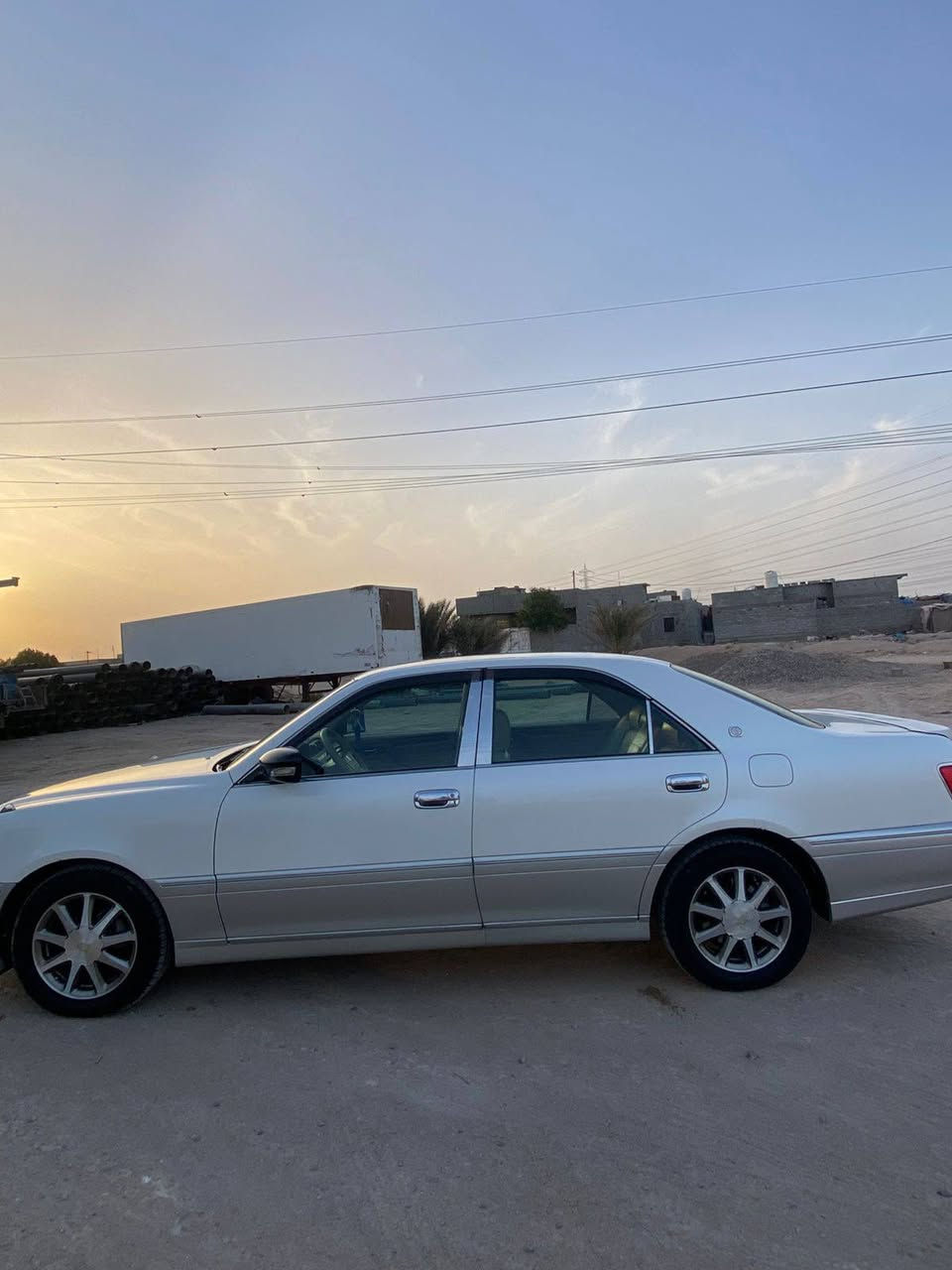 السلام عليكم 
ملكة موديل 2000 اربع دگم فول ماعده فتحة السقف تخم تاير تبريد ثلاجة كريستال السعر (( 138$ ))
العنوان البصرة ـ الزبير ـ الشعيبة 
للاستفسار (( *********** ))
