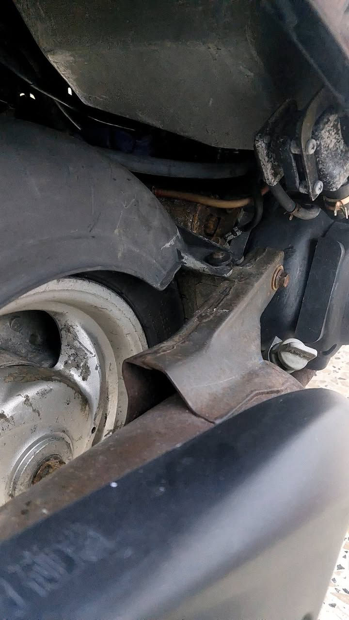 سلام عليكم دراجه بريز للبيع السعر 550 دراجه نكره مكينه بلاد سلف بلادي الستفسار ***********
