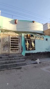 النجف حي المكرمة • ١٦٠م • ٤غرف