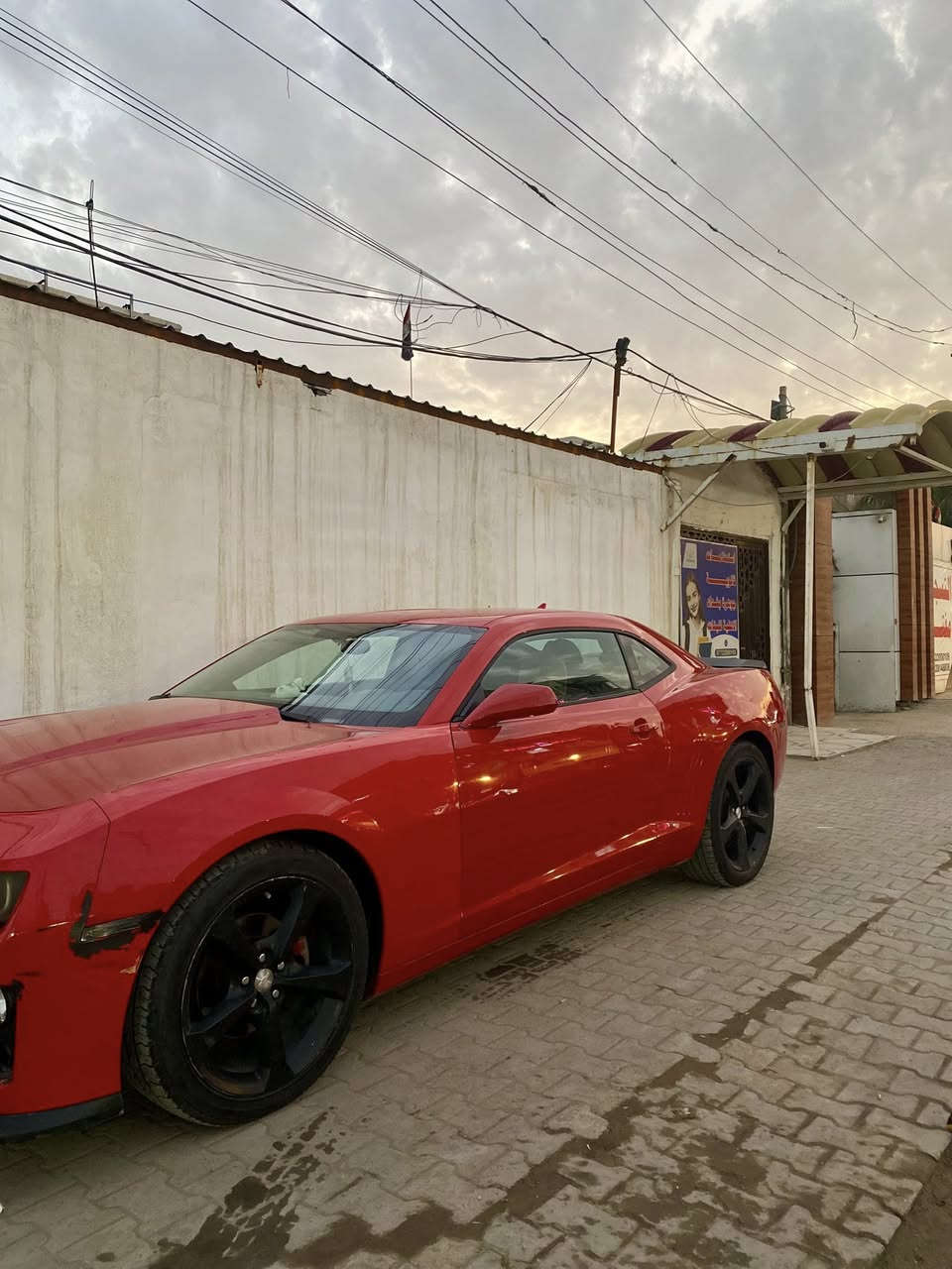 سلام عليكم ورحمة الله وبركاته كمارو موديل٢٠١٣ سياره تحكم ستيرن شاشه جبيره ستتم سماعات وباقي مواصفات معروفه سياره رقم بغداد ب اسمي تحويل ثاني يوم بيه صبغ جاملغين الامامي وبارد ب بنيد وبيه خشم شاصي  فقط خشم  بيه نواقص بسيطه مكان سياره بغداد زعفرانية معروضه86وبيه مجال بسيط ***********
