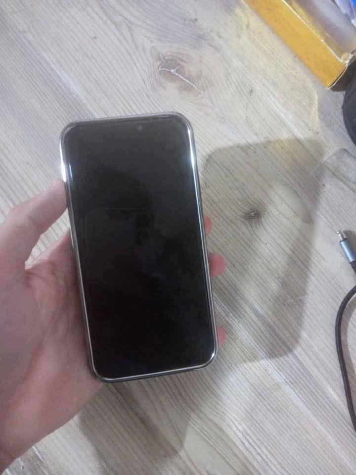 ايفون اكس بيع او مراوس مكان بغداد زيونه رقم ***********
