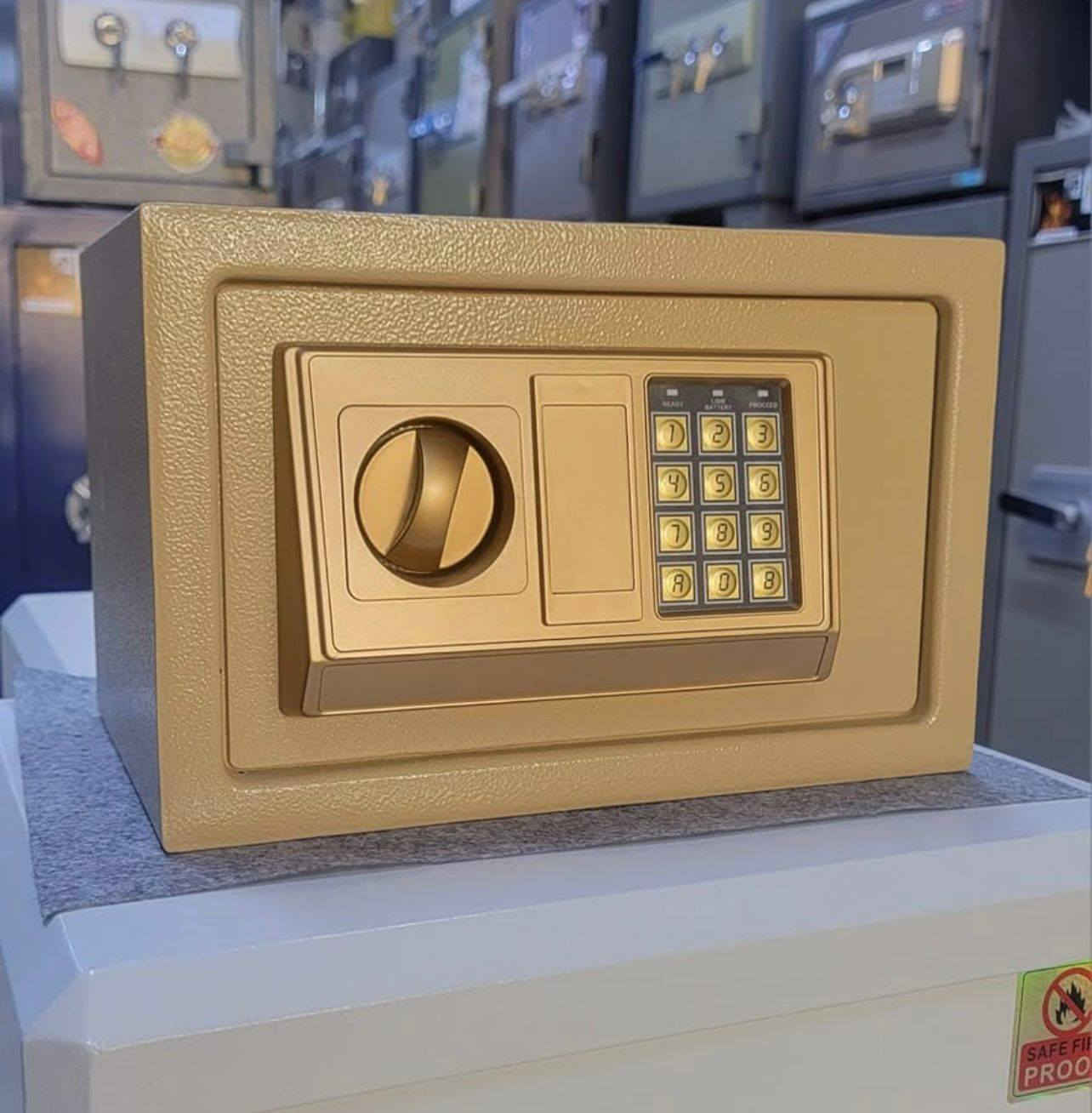 عرض 30سم ارتفاع 20سم عمق 20سم 
وزن 4 ونص 35 توصيل مجاني جميع المحافظات للحجز والاستفسار مراسلة واتساب *********** بغداد, العراق
