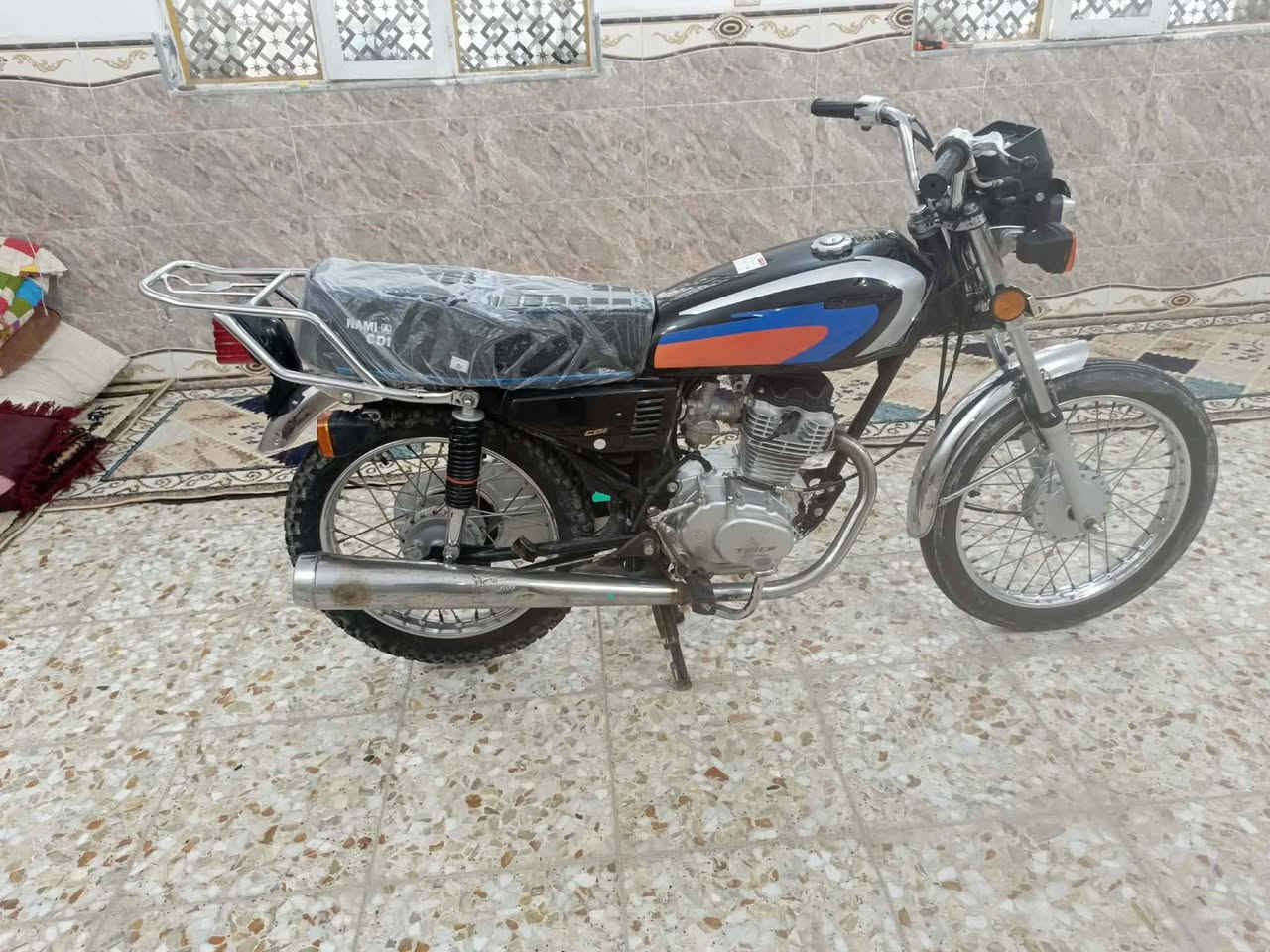 سلام عليكم  دراجه لبيع كللك الدراجه نضيفه كلش شوفت عينك المكان نجف مقابيل القريه الغدير السعر  400


**إذا كنت صاحب هذا الإعلان وتريد حذفه لأي سبب، رجاءا أرسل رسالة إلى الدعم الفني**