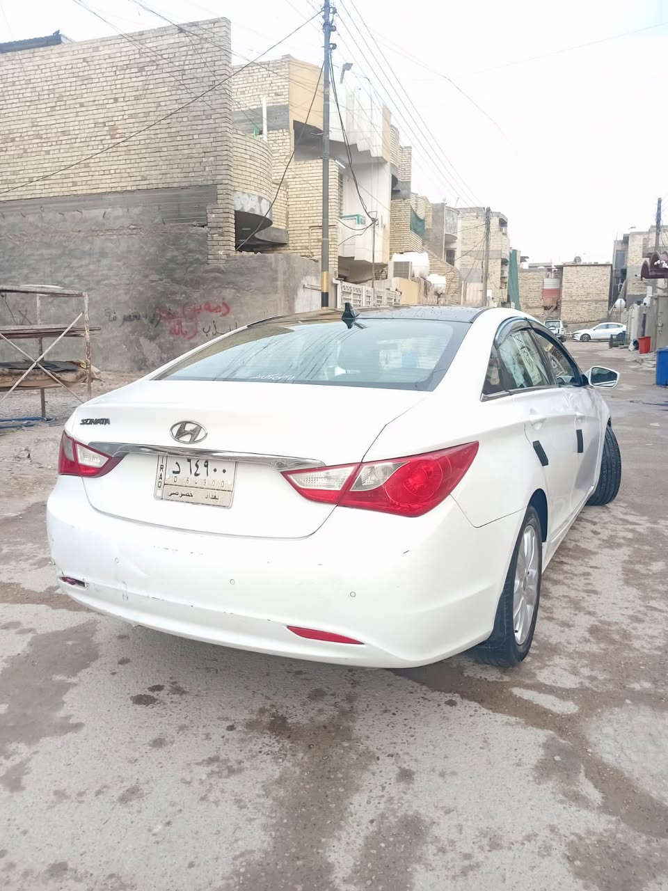 سوناتا 2012 وارد خليجي رقم بغداد تحويل ثاني يوم بيها طخه بالتكمه من فوك لغود شواصي تكم حوض كلها مكفوله مثل ماموضح بالسونار 
المواصفات 
محرك 2400 دوش 
فول تحكم ستيرن 
داخل بيجي 
اشاير بالمري 
نظام ايكو 
جام كهرباء 
تبريد قطعتين 
نظام ABC
5 ويل كب بلادي 
كير محرك مكفولات تبريد تدفئه شغالات صدر خلفي امامي جديد تخم تاير شاده جديد
سياره جاهزه نصبه فول واحلى من الصور  
السعر 84$ وبيها مجال 
مكاني بغداد 
***********
