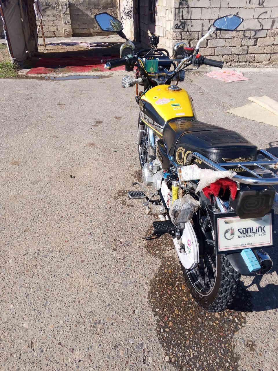 للبيع موديل ٢٥ اخو زيرو محرك ٢٠٠
جاهزه كل شي ما بي نقص شغل واطلع 
سعرها ٦٥٠ قفل دينار ما ينزل 
مكان تكريت 
للاستفسار ***********
