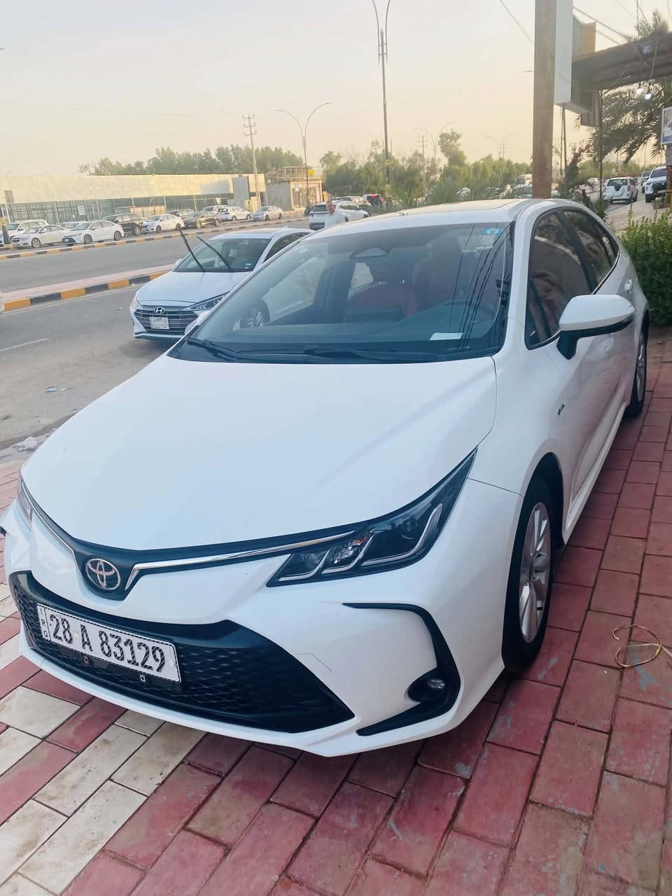 موديل ٢٤ رقم نجف دولي بسمي فول بصمه 
دواخل لونين 
ماشيه 4000
سياره جديده 
فقط قبق جنطه تبديل لا ضربه ولا دحجه اثر عماريه وكعت عليه 
مكانه نجف حي السلام 
الاتصال ***********
