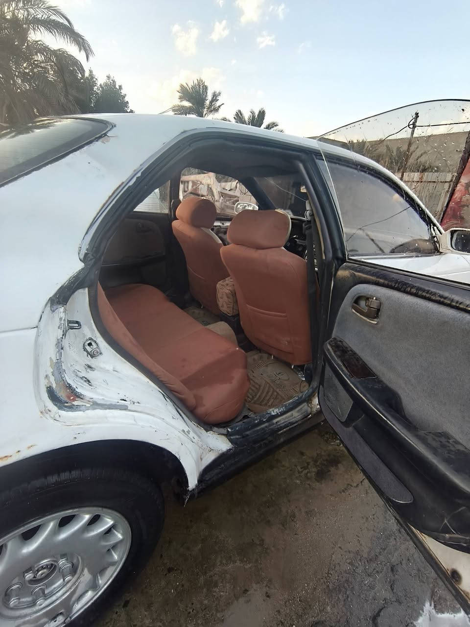 مارك نفخ رقم بصره سنويه منتهيه ونقل جثه وكصه جنطه مكينه وكير جديدات غرفه نضيفه تخم تاير حداده فول سياره مال خبزه مكانه أبو الخصيب سعرها25 ومجال قليل حك الجيه ***********
