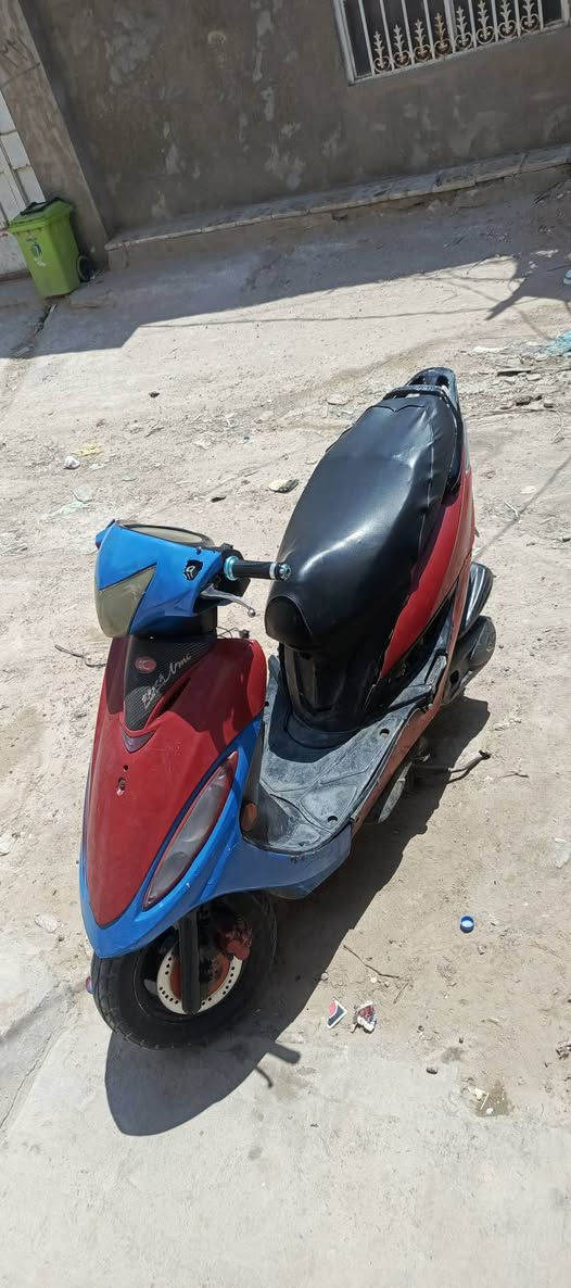 كامكو محرك جي 4 سعر 300 عوزه بس غسله خاص مفتوح او اتصل واتساب ***********
